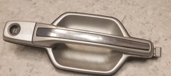 Mitsubishi Pajero Front door exterior handle