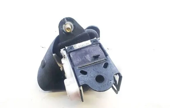 Mazda 323 Rear seatbelt 0426033