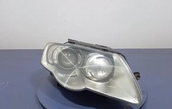 Volkswagen PASSAT B6 Headlight/headlamp 3C0941752G