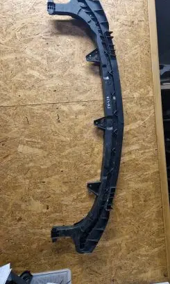 Opel Astra J Front bumper support beam 13321314