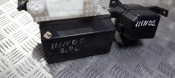 Nissan X-Trail T30 Fuse box set