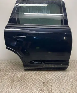 Audi Q7 4M Rear door