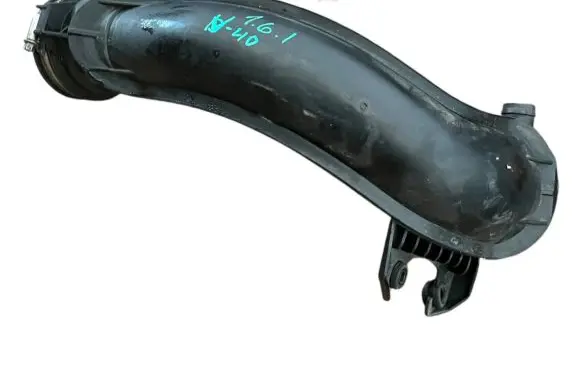 Volvo V40 Intercooler hose/pipe