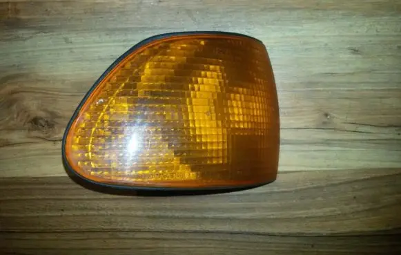 BMW 7 E38 Front indicator light 63138352136