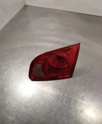 Hyundai Santa Fe Tailgate rear/tail lights 924062B000