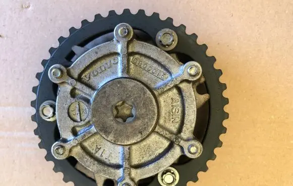 Volvo S40, V40 Camshaft pulley/ VANOS 6900015