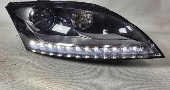 Audi TT TTS Mk2 Headlight/headlamp 8J0941004T 0301227284 LE07A6168