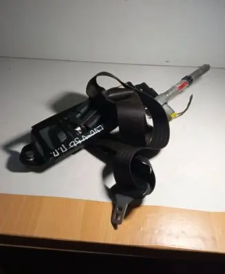 Volvo V50 Front seatbelt 6008892 408335