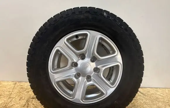 Ford Ranger R17 alloy rim AB391007DA