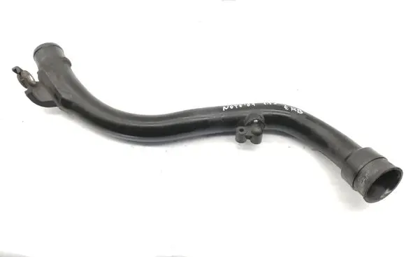 Nissan Note (E11) Intercooler hose/pipe