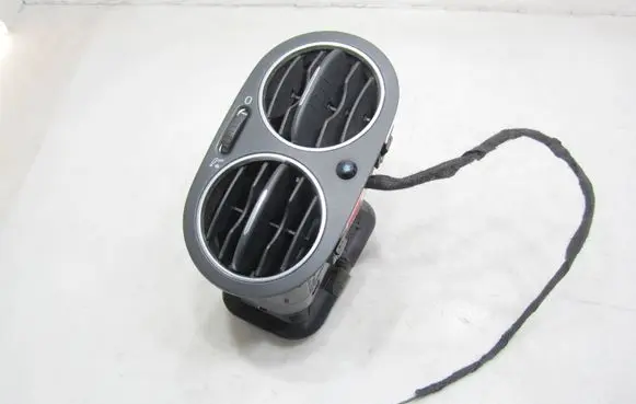 Volkswagen Golf Plus Dashboard side air vent grill/cover trim 5M0819759