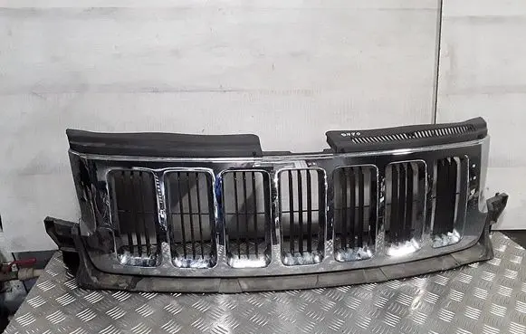 Jeep Grand Cherokee Front grill 55079377AD 55079377