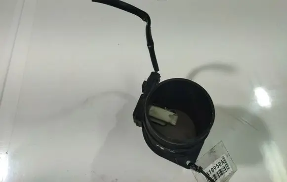 Peugeot 407 Mass air flow meter 0000837