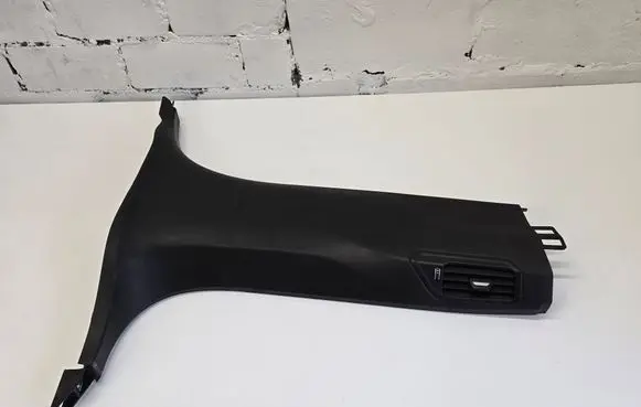 (B) pillar trim (bottom)