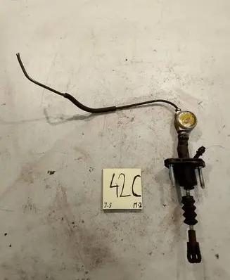 Opel Astra G Clutch master cylinder 90523769