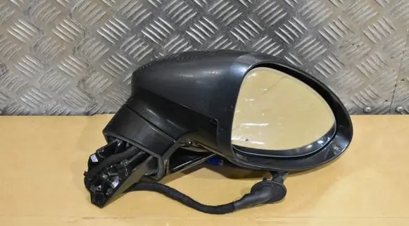 Porsche Panamera (971) Front door electric wing mirror 