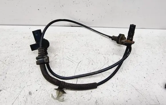 Honda CR-V ABS brake wheel speed sensor 57450T1EG01
