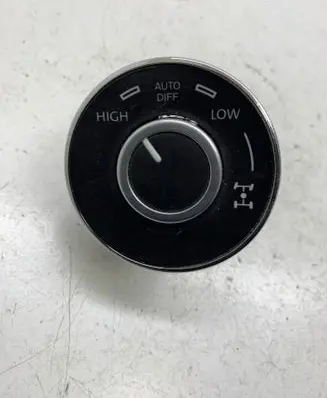 Volkswagen Touareg I Differential lock switch 7L6941435K 32210101