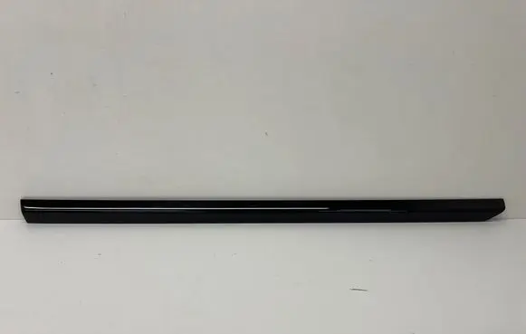 BMW 2 G42 Front door glass trim molding 7482859