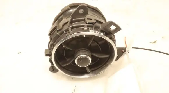 Toyota Auris E180 Dashboard side air vent grill/cover trim