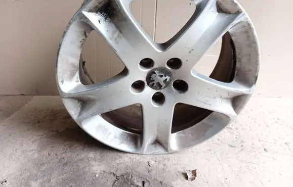 Peugeot 508 R17 alloy rim DV138T02