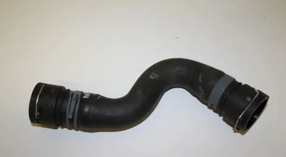 Audi A4 S4 B9 Engine coolant pipe/hose 8W0122101H