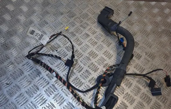 Mercedes-Benz GL X164 Rear door wiring loom