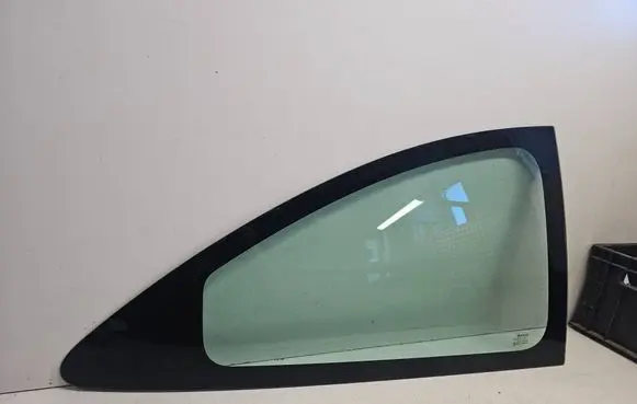 Renault Megane II Rear side window 