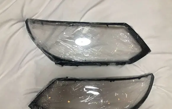 Volkswagen Tiguan Headlight lense 