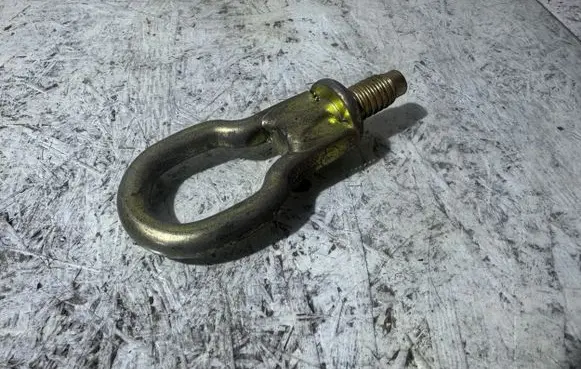 Ford Focus C-MAX Towing hook eye 