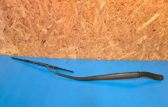 Opel Antara Front wiper blade arm