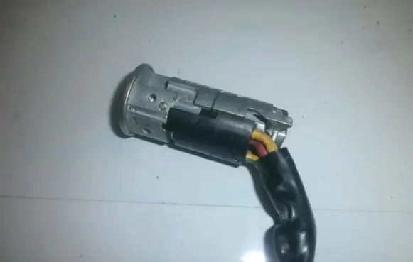 Renault Laguna I Ignition lock contact 8456221225
