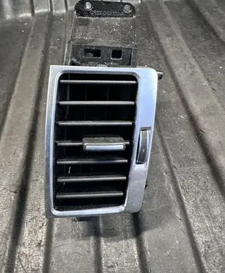 Land Rover Discovery 5 Dashboard side air vent grill/cover trim HY3201814AA DK62046B30A