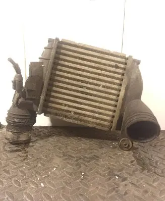 Volkswagen Golf IV Intercooler radiator
