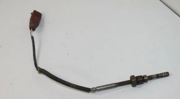 Audi A4 S4 B8 8K Exhaust gas temperature sensor 03L906088E
