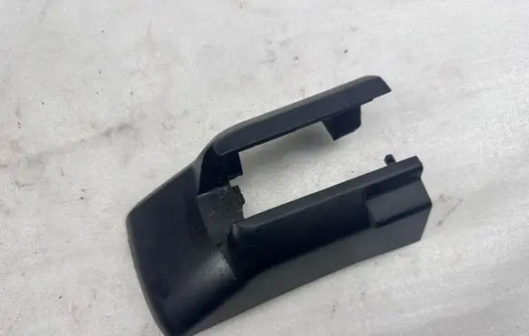 Mercedes-Benz GL X166 Front driver seat rail trim A1669190100
