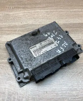 Alfa Romeo 147 Engine control unit/module ECU 55185365 93741AAA