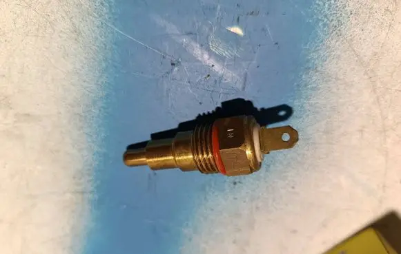 Coolant temperature sensor