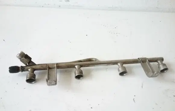 Opel Astra G Fuel main line pipe