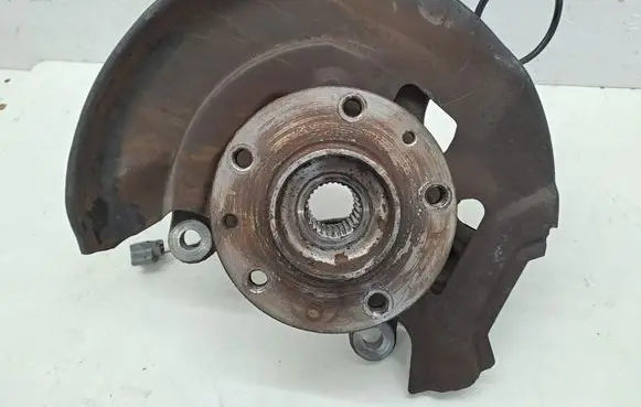 Nissan Qashqai Front wheel hub