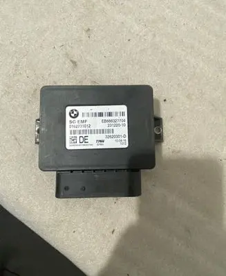 BMW X3 F25 Hand brake control module 6863277 32620301D 0162231012