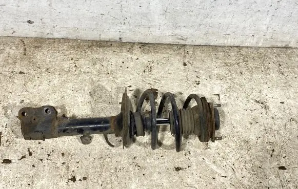 Mitsubishi Outlander Front shock absorber with coil spring