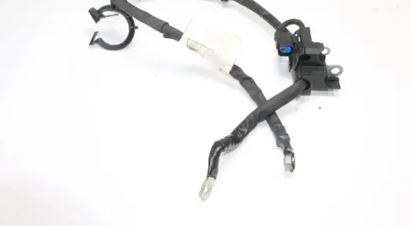 Ford Kuga II Other engine bay part KV4T14B060MAB