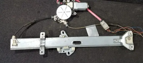 Mitsubishi Lancer Sliding door window regulator with motor
