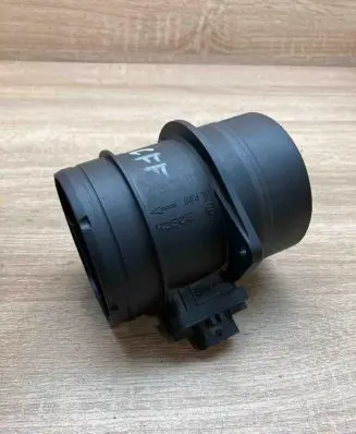Audi A4 S4 B8 8K Mass air flow meter 03L906461A 0281002956