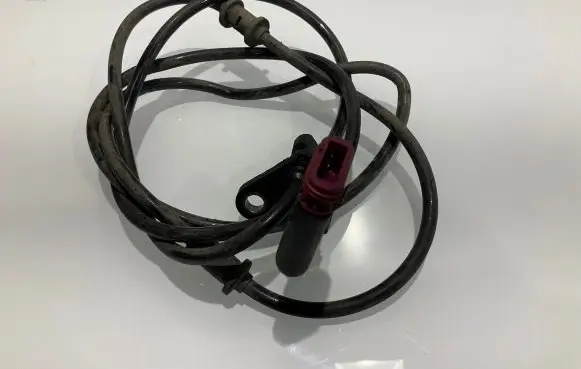 Mercedes-Benz CLS C219 ABS rear brake sensor A2115403017 2115403017