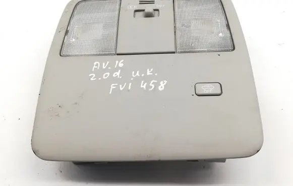 Toyota Avensis T270 Front seat light 8973220031