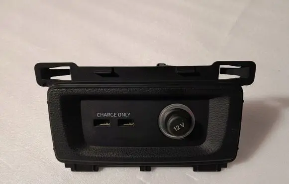 Audi Q5 SQ5 USB socket connector 80A863324A