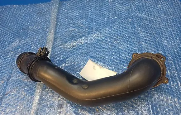 Mercedes-Benz E W212 Intercooler hose/pipe A6510900242