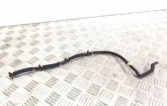 Volkswagen Touran II Fuel return line/hose 